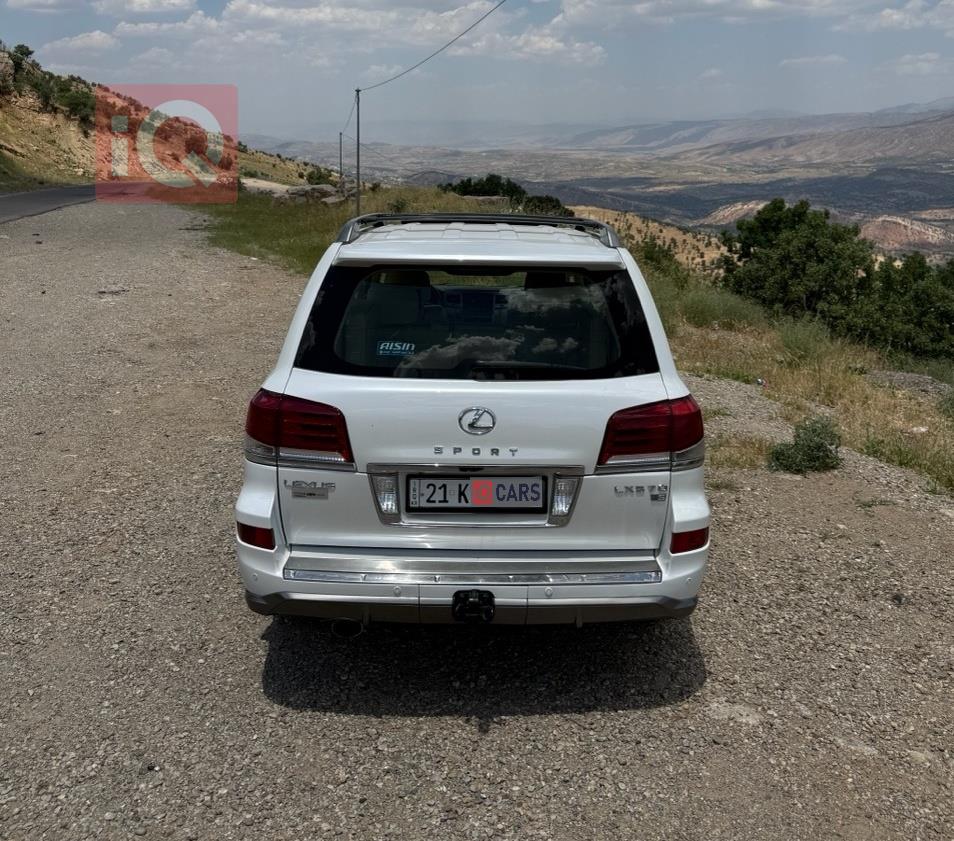 Lexus LX